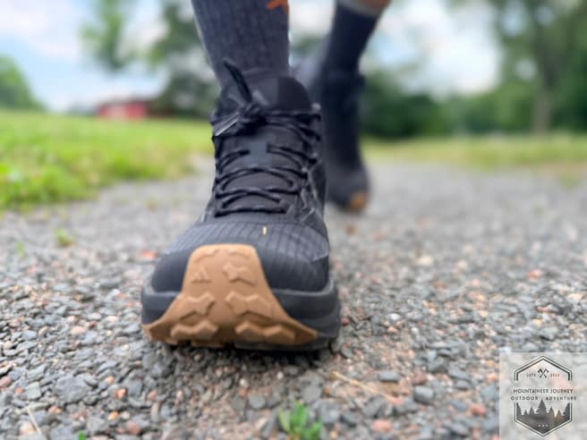 Testing Free Hiker 3 on gravel for traction
