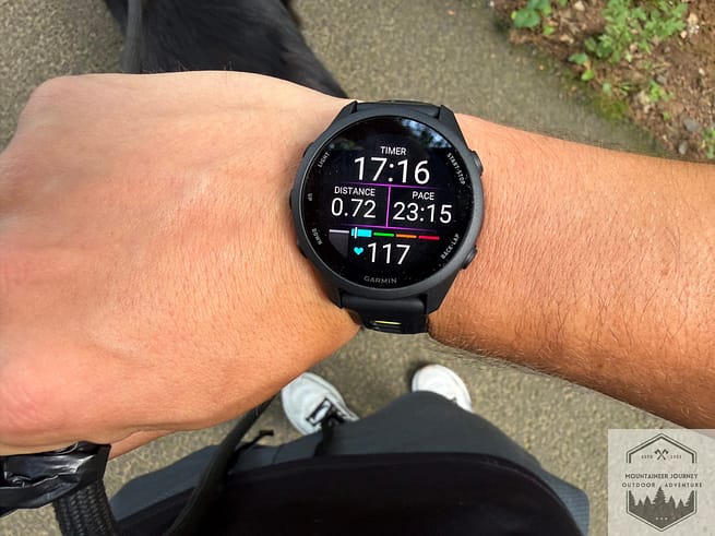 Garmin Forerunner 170 data screen during run
