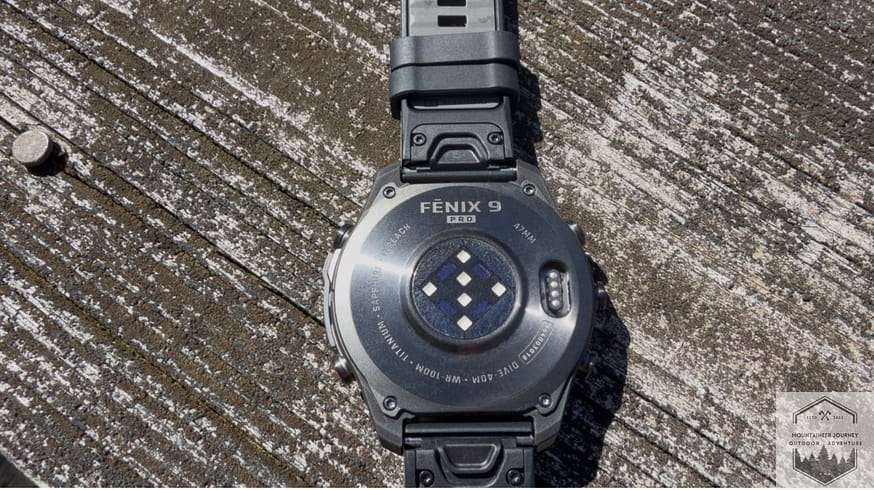 Fenix 9 backside of watch with sensor