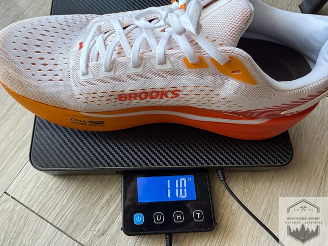 Ghost Max 4 weighing 11 ounces per shoe on our scale