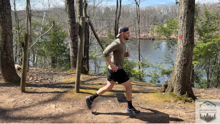 Testing the challenger 7 on dirt path, testing for feedback on my stride