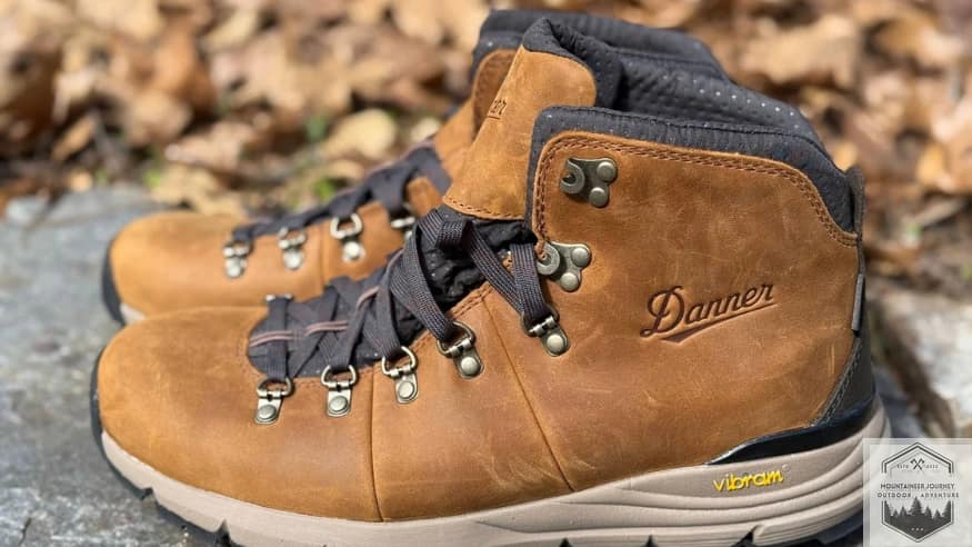 Side view of the Danner Montain 600 showing the Danner logo and vibram outsole