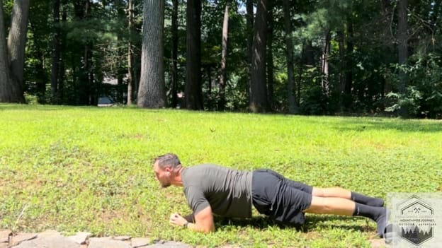 blog-img-1722876015443 Performing planks for core stabilizing exercises