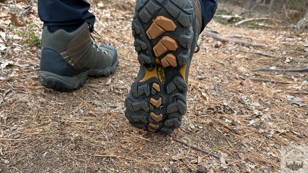 Showing tread of the Oboz Bridger