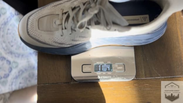 blog-img-1732985258177 Speedgoat 5 on my scale weighing 11oz