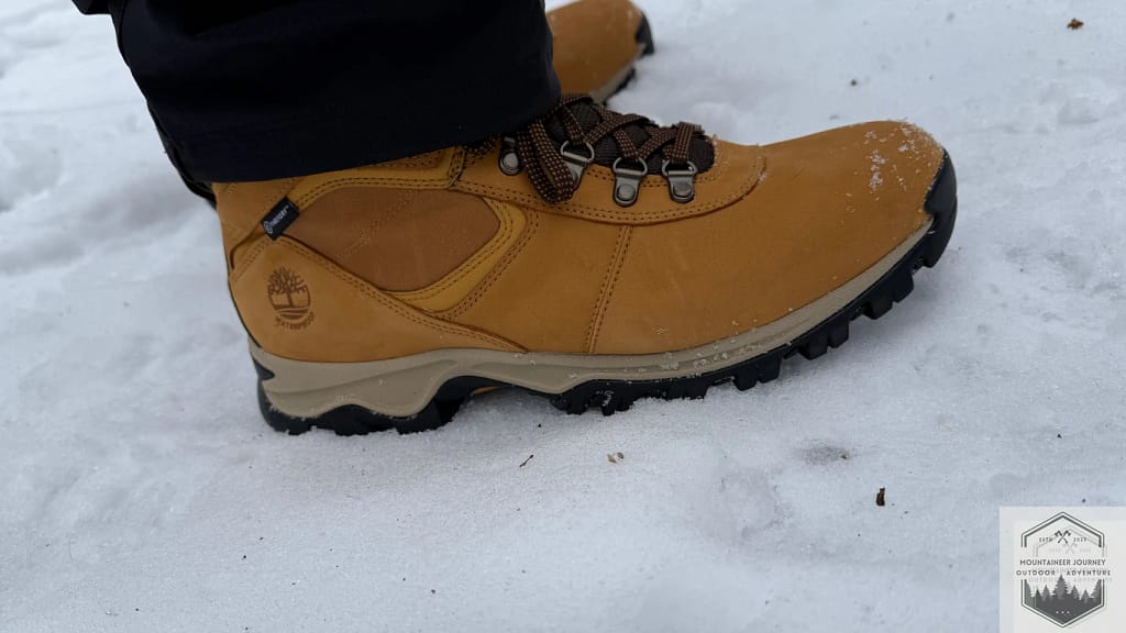 Mt Maddsen boots walking in uneven terrain