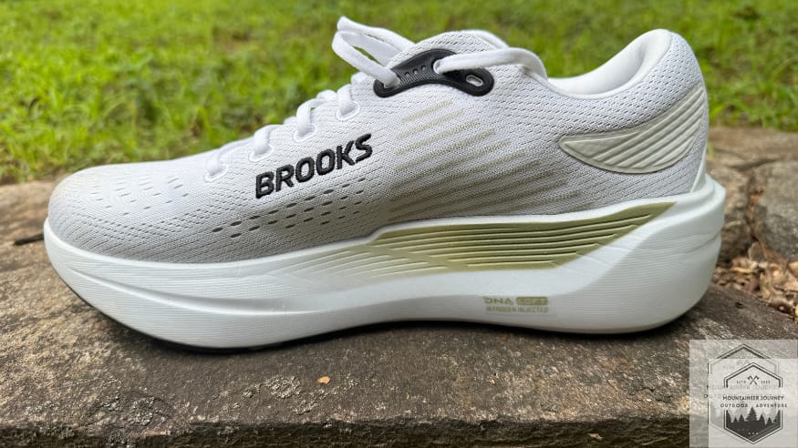 Side view of the brooks ghost max 3, showing the new double jacquard mesh with ventilation pockets