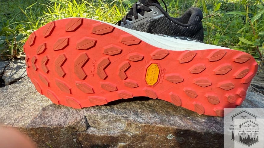 View of the 3.5mm lugs on NNormal Kjerag 2 outsole after performance testing. No wear.