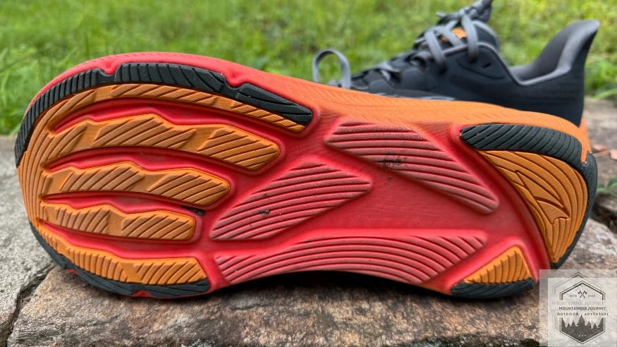 Bottom view of the Altra Experience Flow 2 outsole showing the updated rubber pattern with increased coverage on the lateral and medial sides for enhanced durability