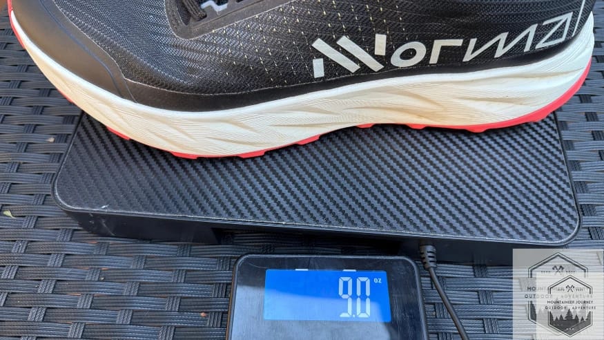 Weighing in the NNormal Kjerag at 9 ounces