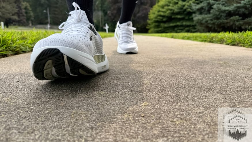 Testing ankle stability on concrete