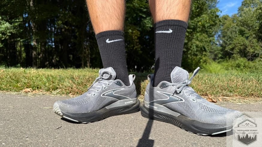 Standing on asphalt with the Brooks 22, noting the ankle stability.