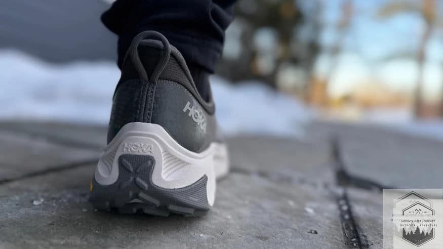 heel view of the transport 2