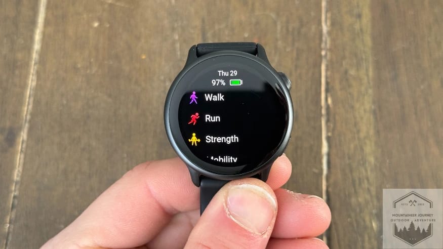 Display of battery life at top of screen in activity mode
