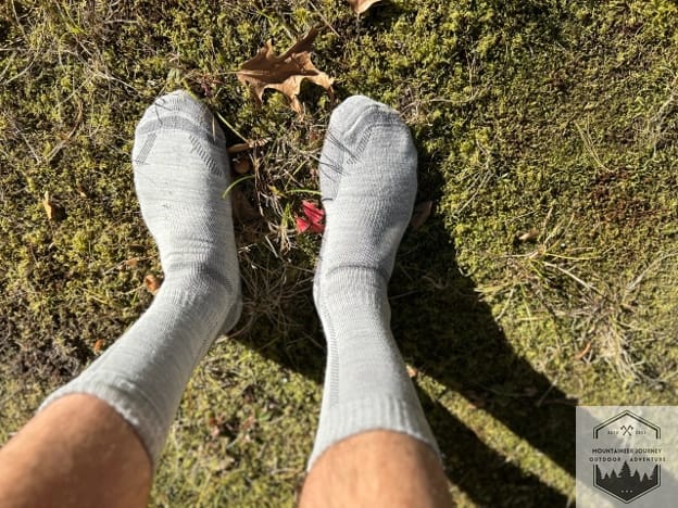 blog-img-1731795648177 top down view of the socks