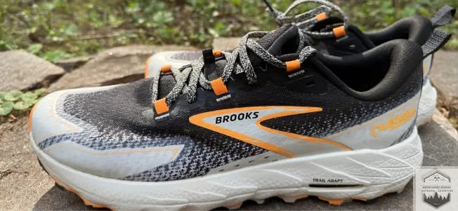 Brooks Cascadia 18 unveiling the midsole side view of both shoes