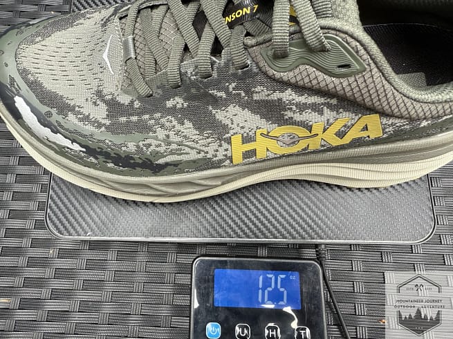 weighing the stinson 7 on our scale at 12.5 ounces per shoe