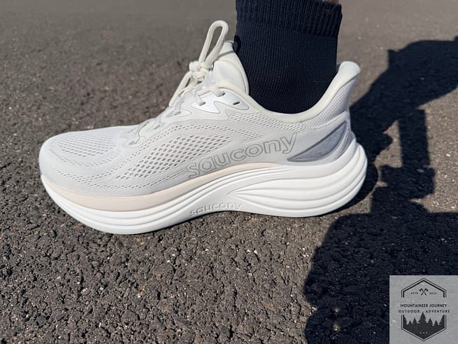Saucony Triumph 24 testing on concrete