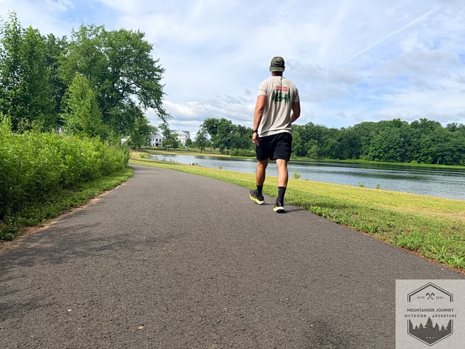 Walking testing around lake with Venu 4
