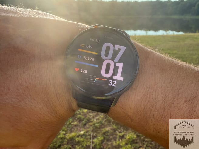 View of Venu 4 watch face