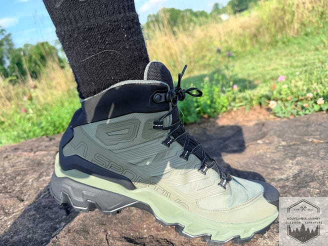 Heel cuff on La Sportiva Ultra Raptor 3