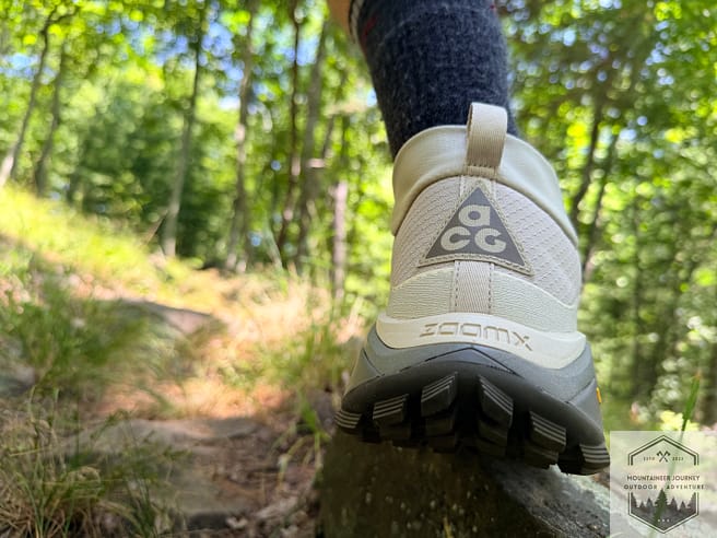 Flared heel design on the Nike Zegama hike, which helped aid in further heel stability