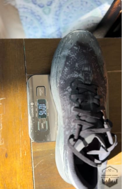 blog-img-1735146804794 hoka speedgoat 6 on the scale
