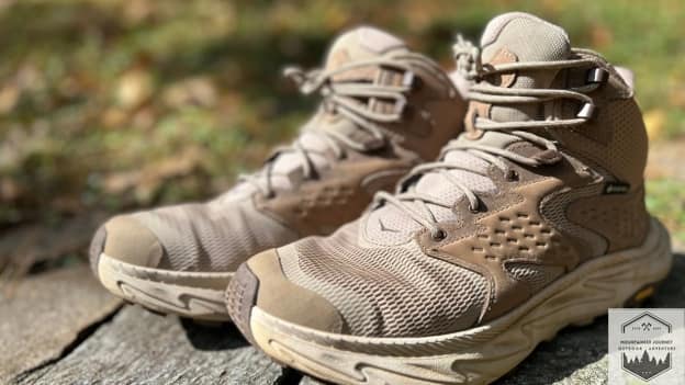 Hoka Anacapa 2