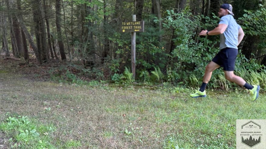 Turning the corner while testing out the Brooks Cascadia 19, testing the agility