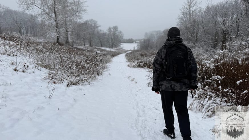 Testing out the La Sportiva Raptor II on snowy trail