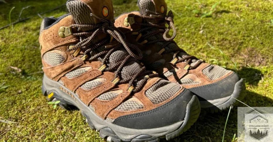 Front view of the Merrell Moab 3 in mossy grass